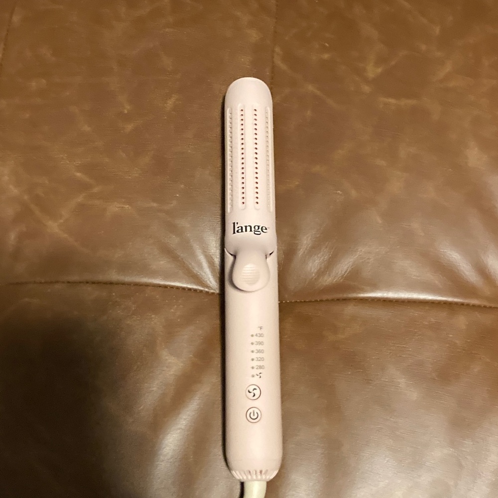L”ange flat iron
Le duo